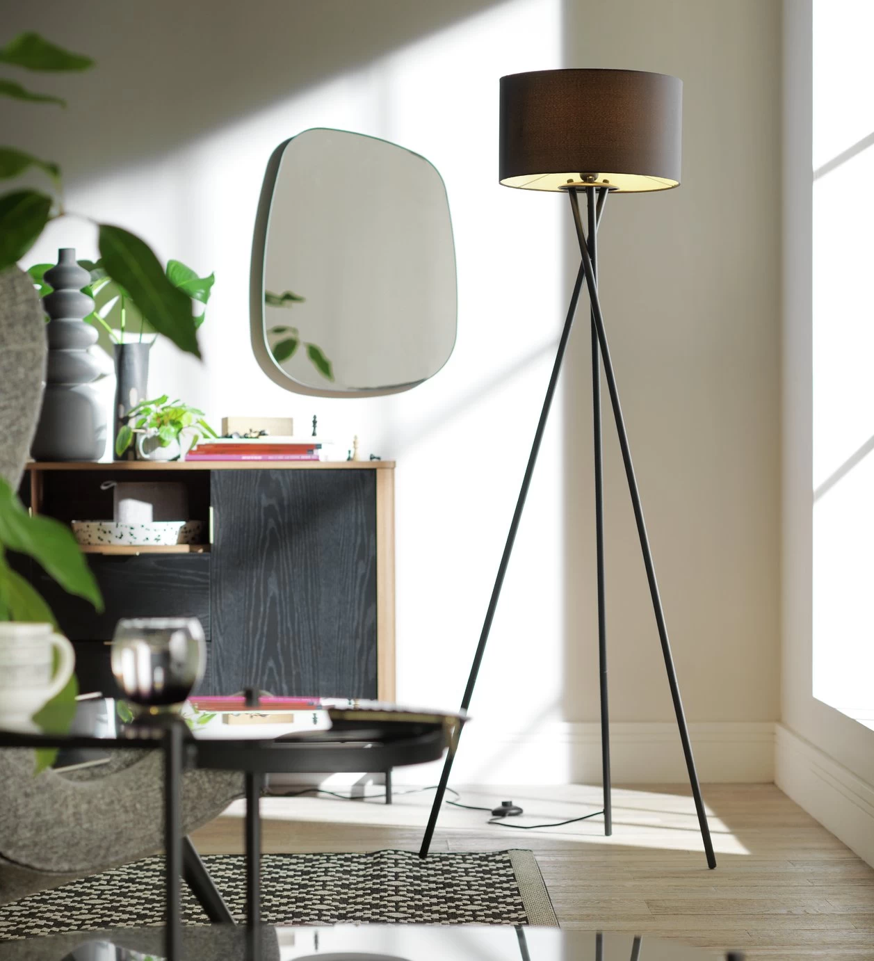 Habitat Matt Tripod Floor Lamp - Black 8 Habitat Matt Tripod Floor Lamp - Black - Image 8