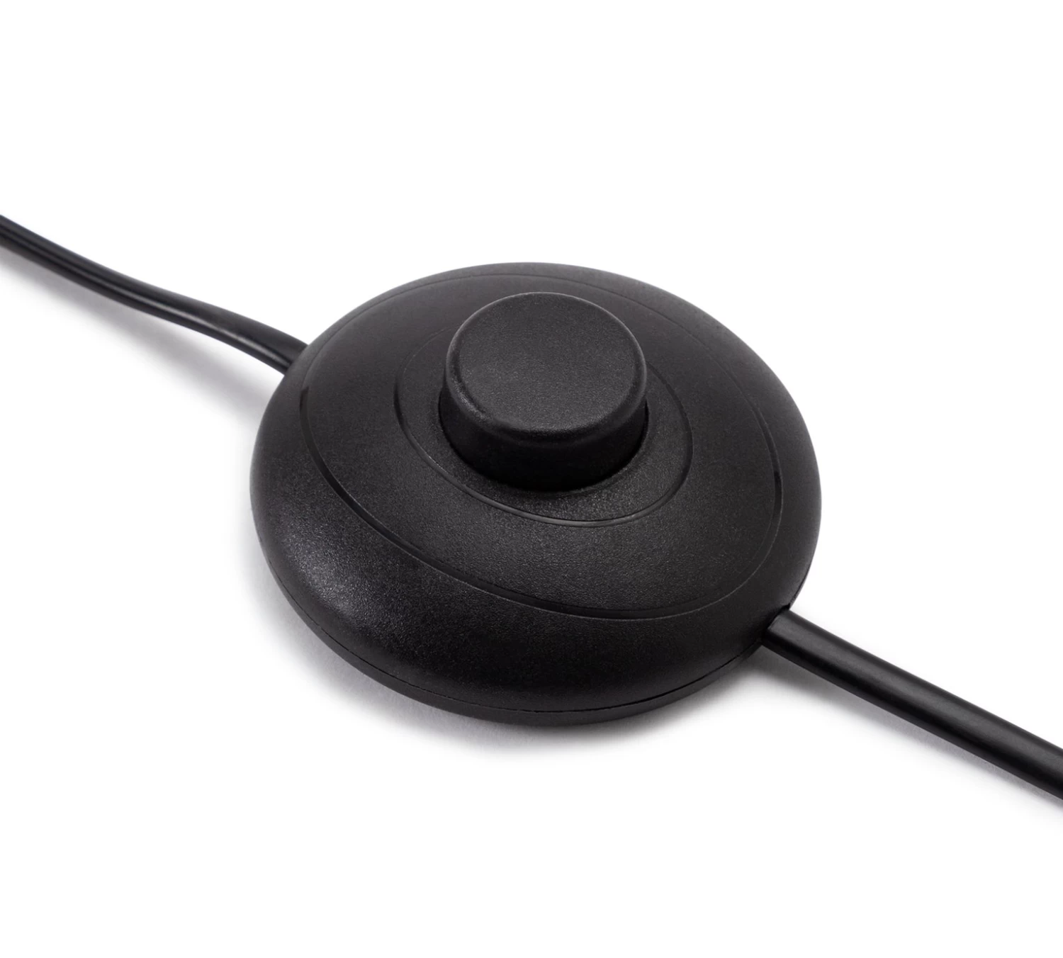 Habitat Matt Tripod Floor Lamp - Black 5 Habitat Matt Tripod Floor Lamp - Black - Image 5